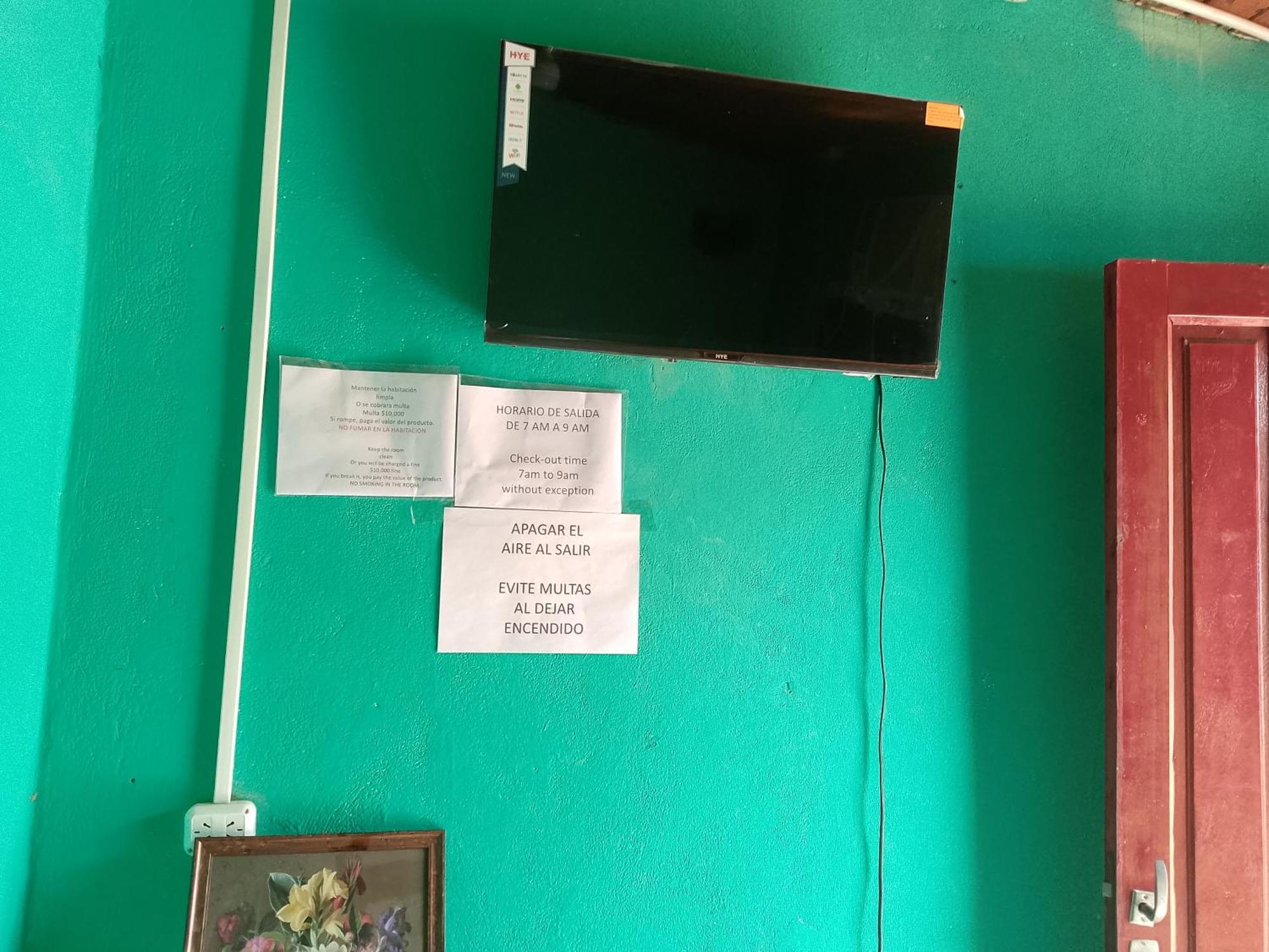 Hostel Loli بويرتو إجوازو المظهر الخارجي الصورة
